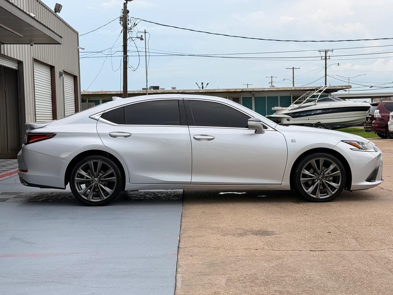 Lexus ES 350 F SPORT 2020