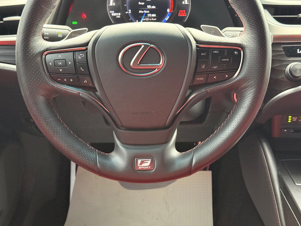 Lexus ES 350 F SPORT 2020