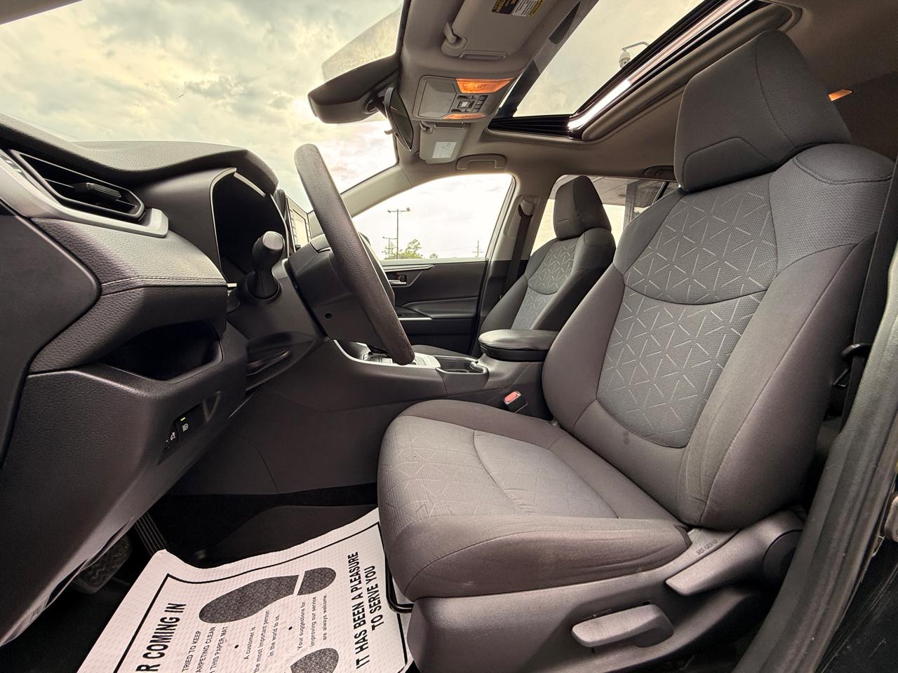 Toyota RAV4 XLE 2019