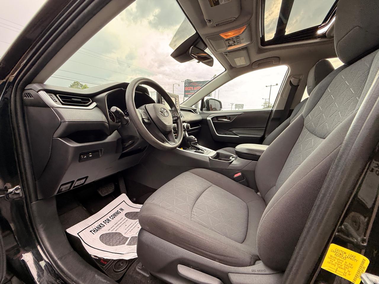 Toyota RAV4 XLE 2019