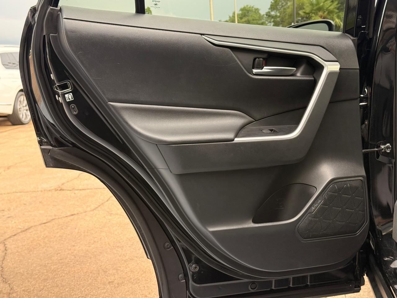 Toyota RAV4 XLE 2019