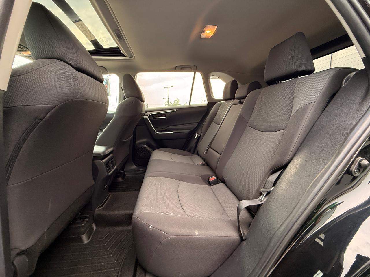 Toyota RAV4 XLE 2019