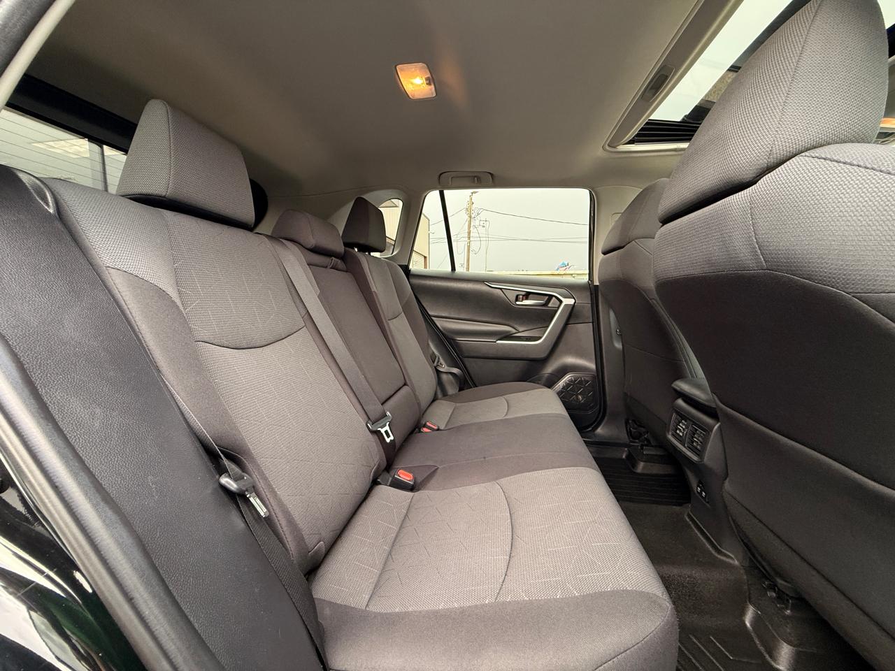 Toyota RAV4 XLE 2019
