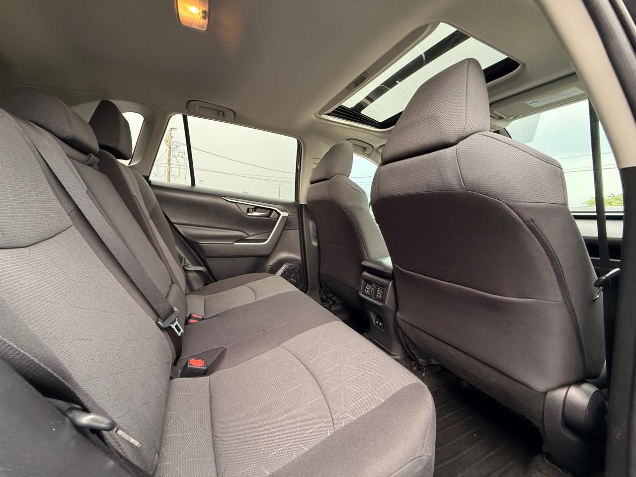 Toyota RAV4 XLE 2019