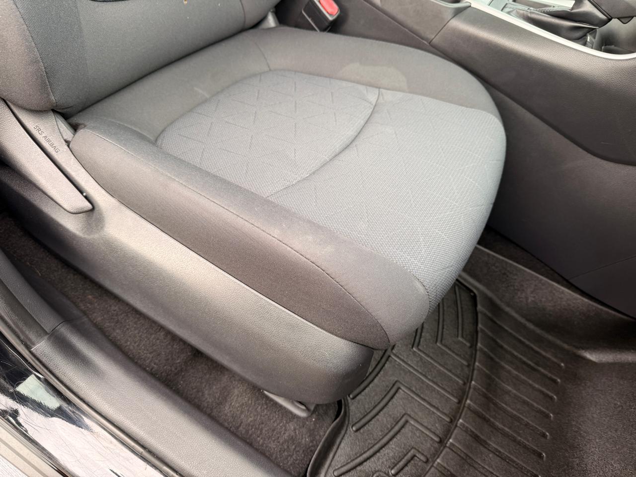 Toyota RAV4 XLE 2019