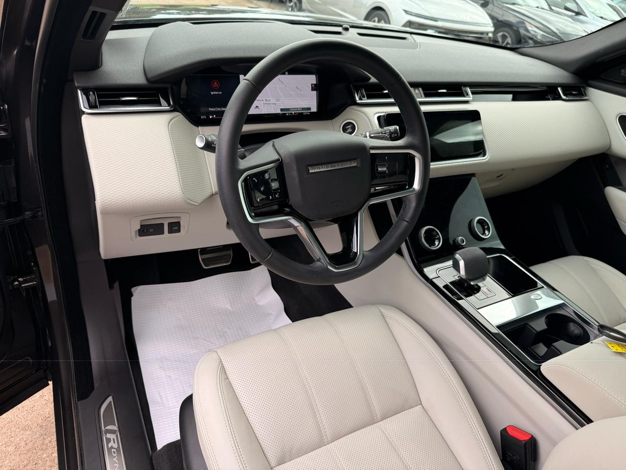 Land Rover Range Rover Velar R-Dynamic S 2023