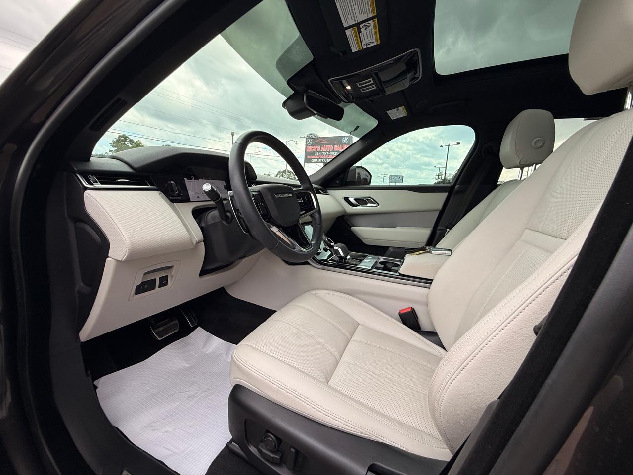 Land Rover Range Rover Velar R-Dynamic S 2023