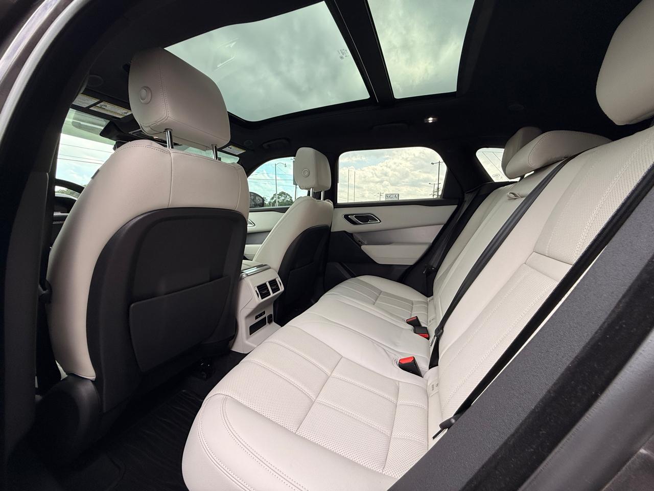 Land Rover Range Rover Velar R-Dynamic S 2023