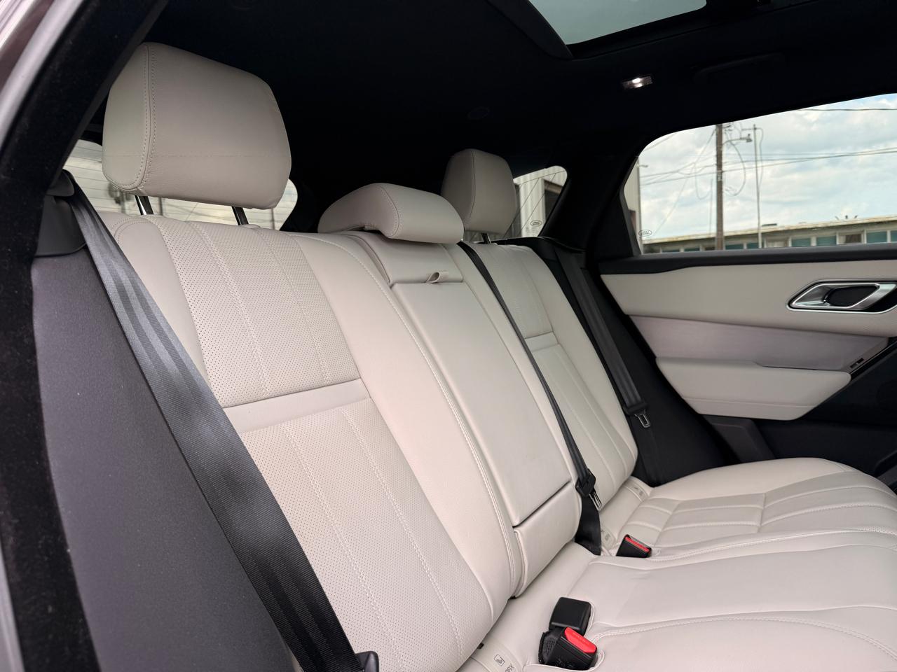 Land Rover Range Rover Velar R-Dynamic S 2023