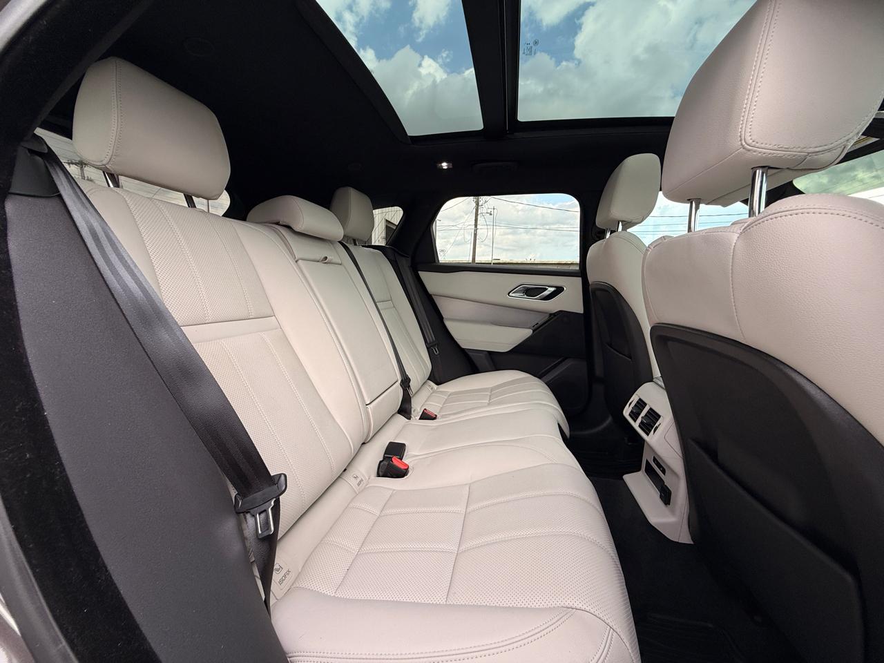 Land Rover Range Rover Velar R-Dynamic S 2023