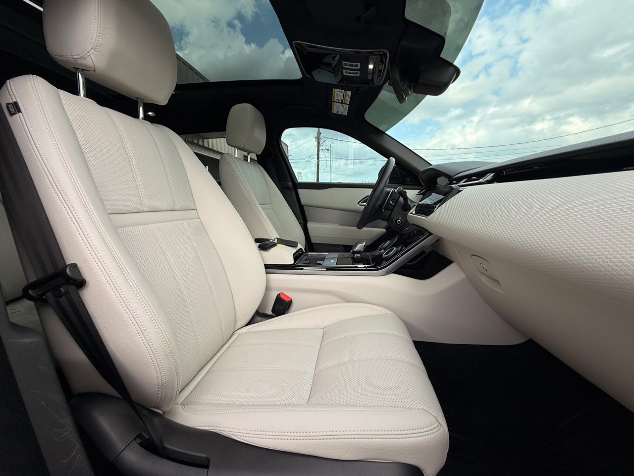 Land Rover Range Rover Velar R-Dynamic S 2023