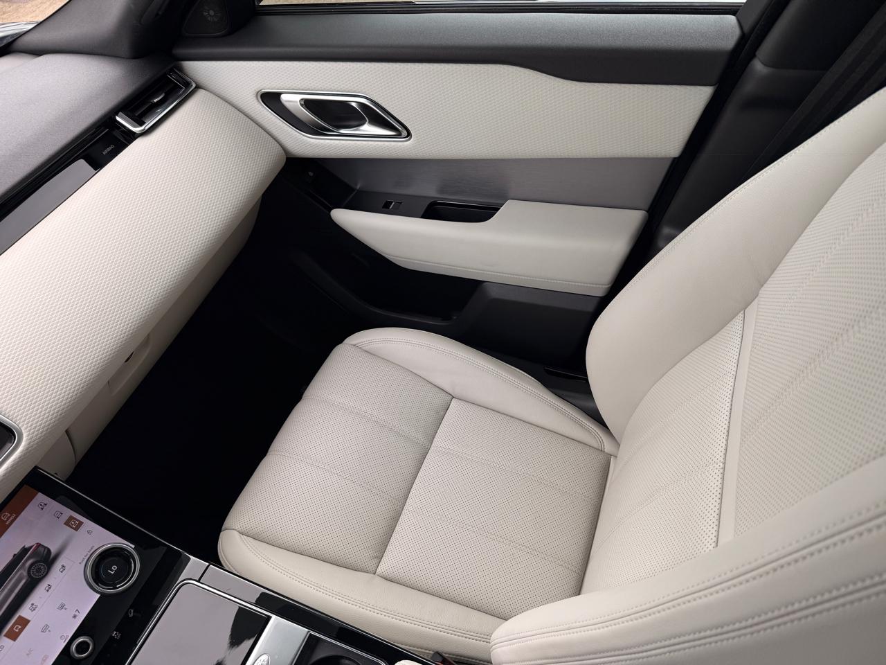 Land Rover Range Rover Velar R-Dynamic S 2023