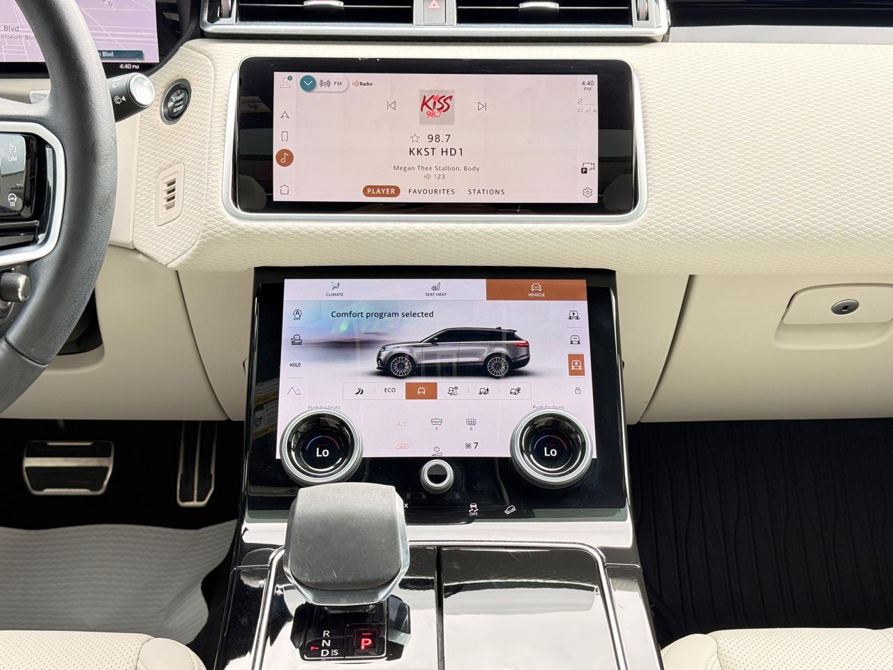 Land Rover Range Rover Velar R-Dynamic S 2023