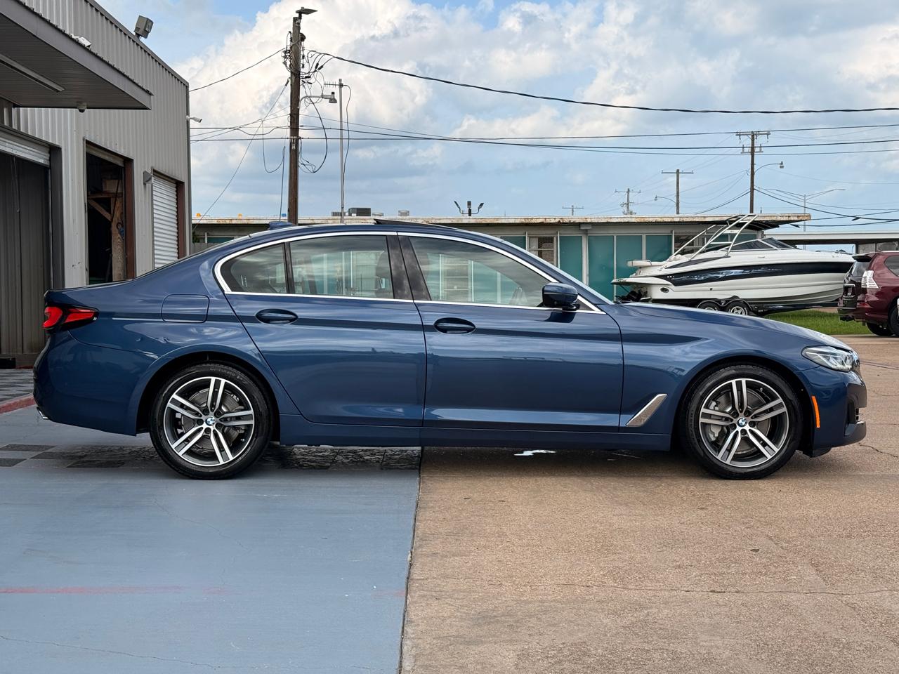BMW 5-Series 530i 2021
