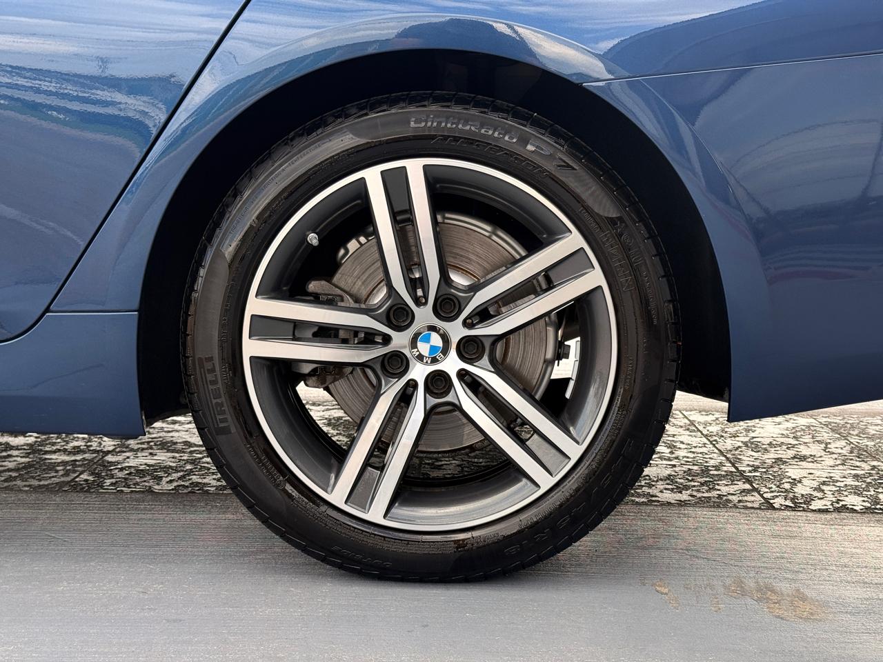 BMW 5-Series 530i 2021