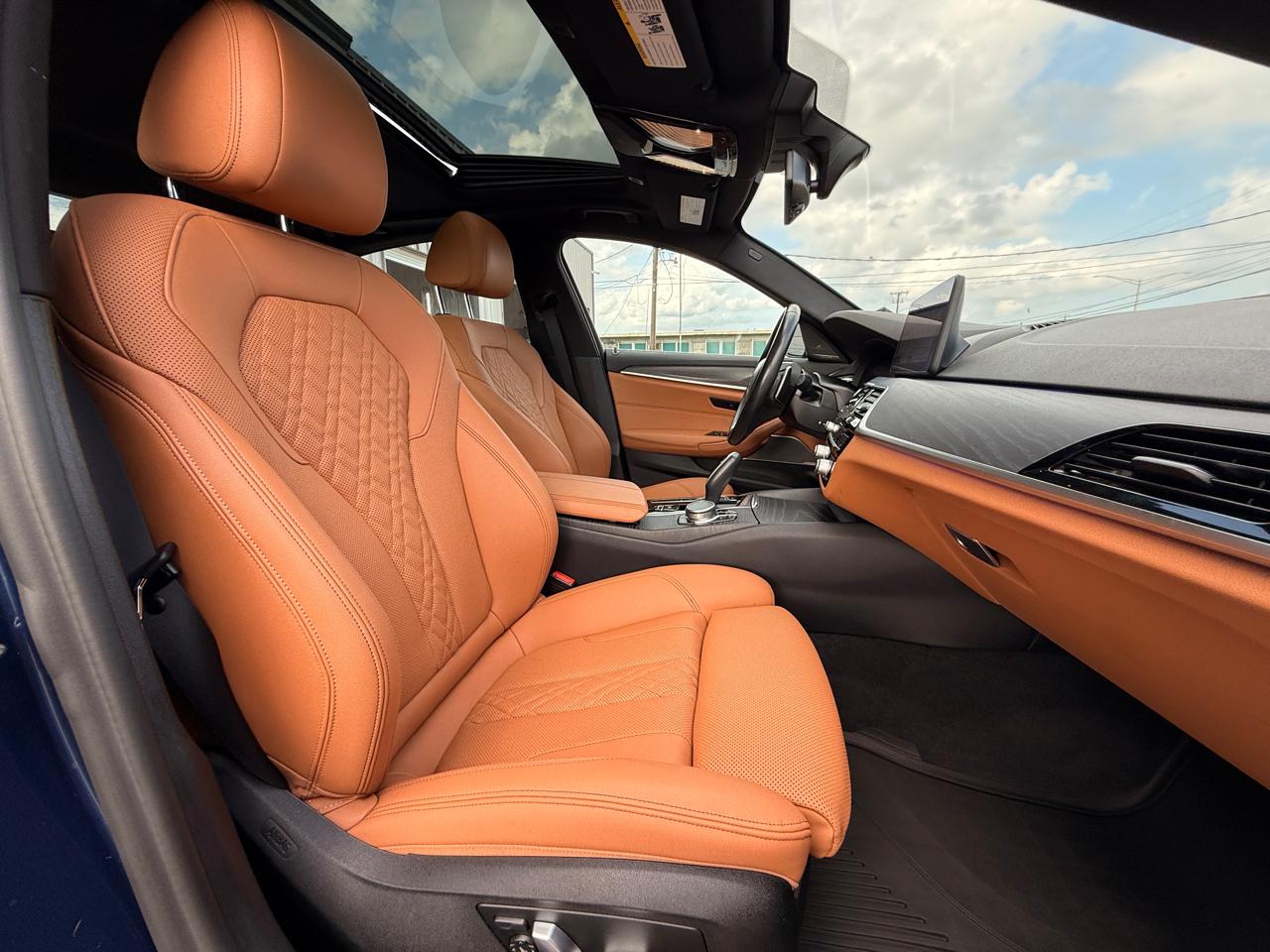 BMW 5-Series 530i 2021