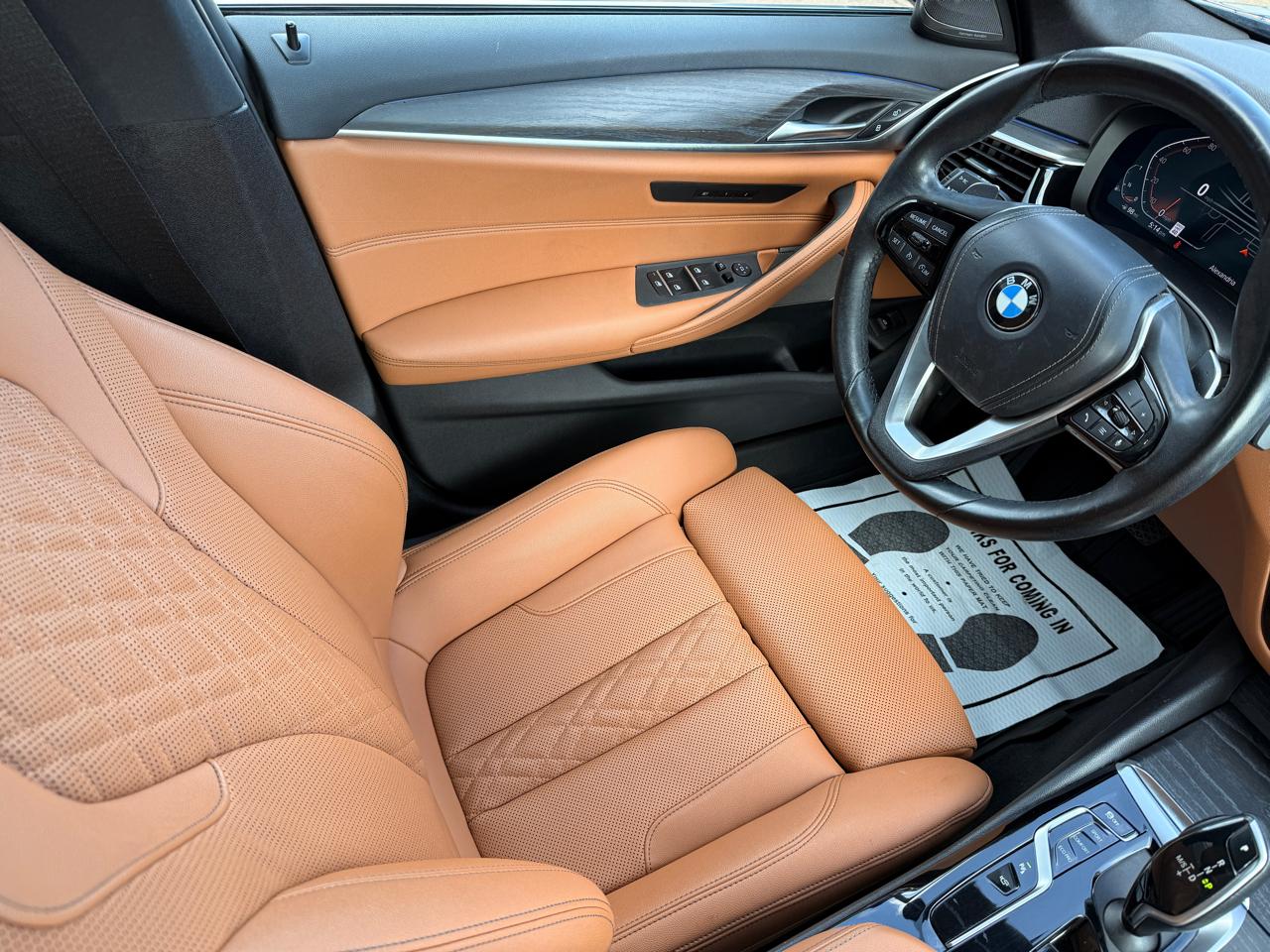 BMW 5-Series 530i 2021