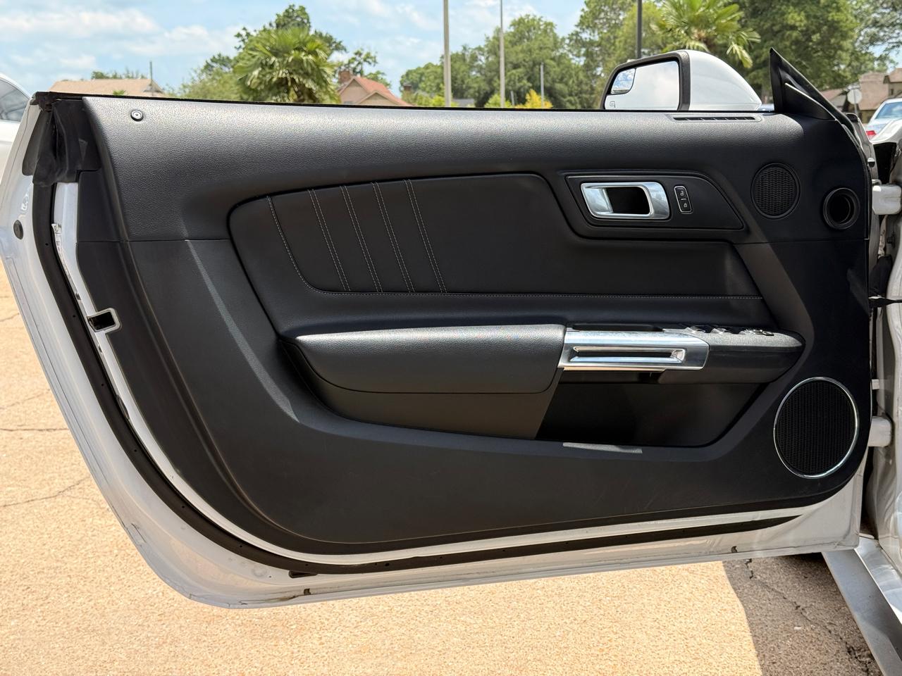 Ford Mustang EcoBoost Premium Convertible 2020