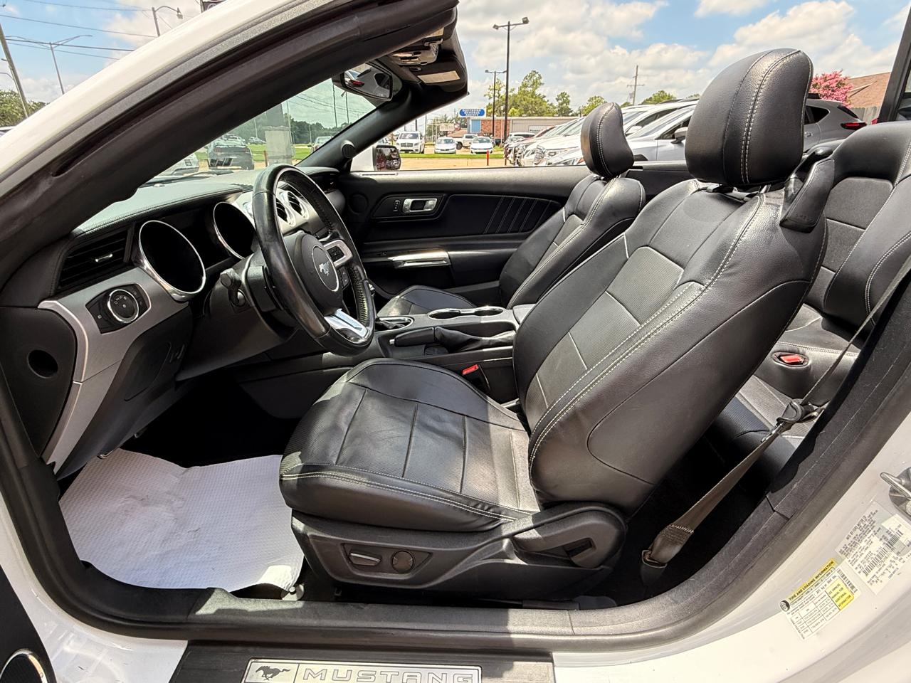 Ford Mustang EcoBoost Premium Convertible 2020