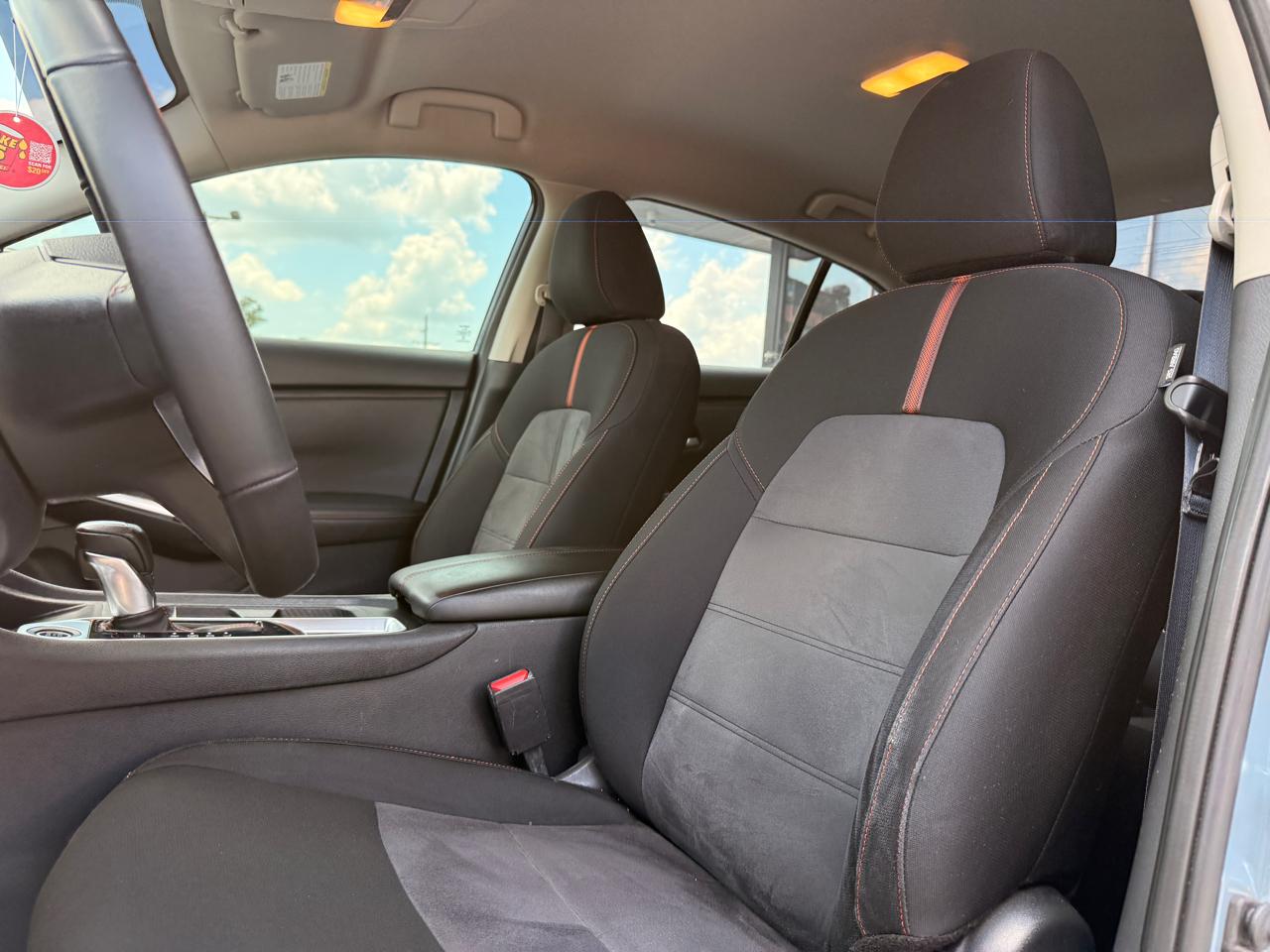 Nissan Sentra SR 2024