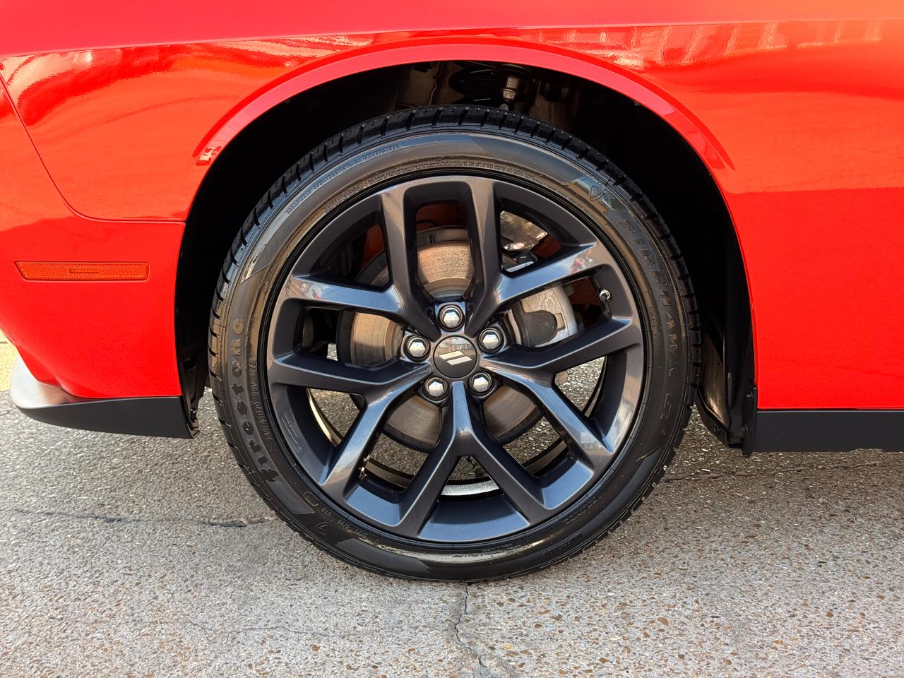 Dodge Challenger SXT Plus 2023