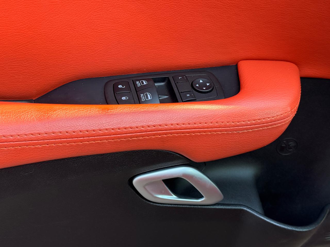 Dodge Challenger SXT Plus 2023