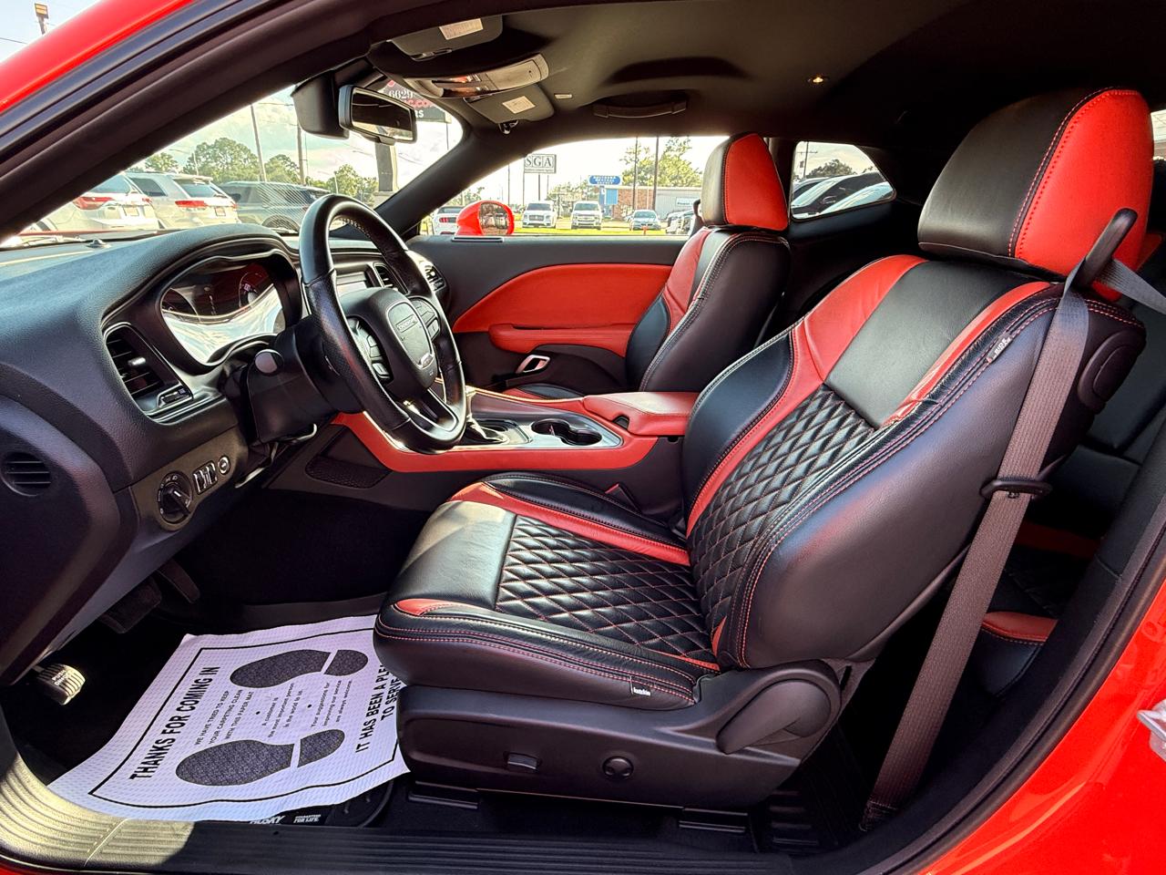 Dodge Challenger SXT Plus 2023