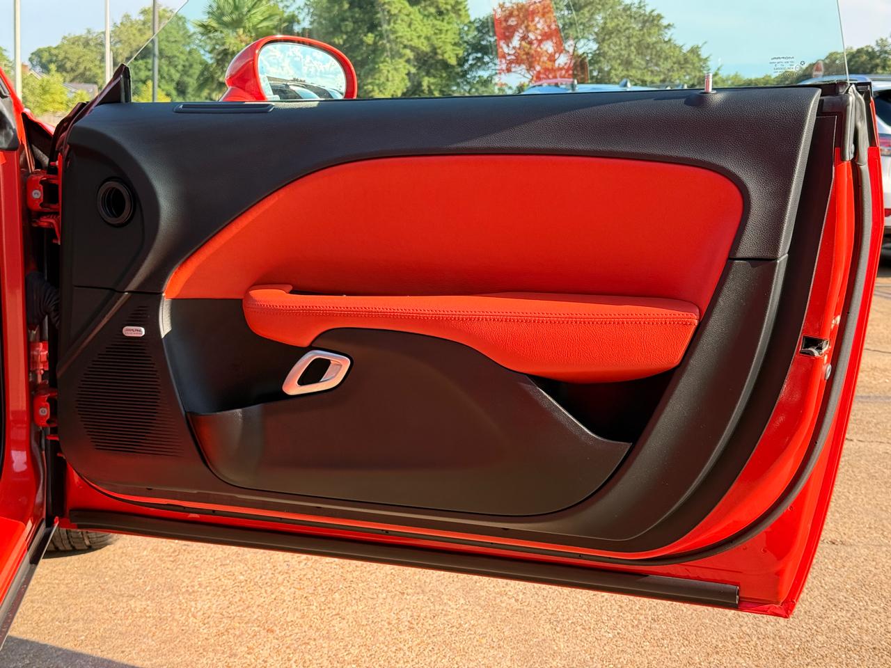 Dodge Challenger SXT Plus 2023