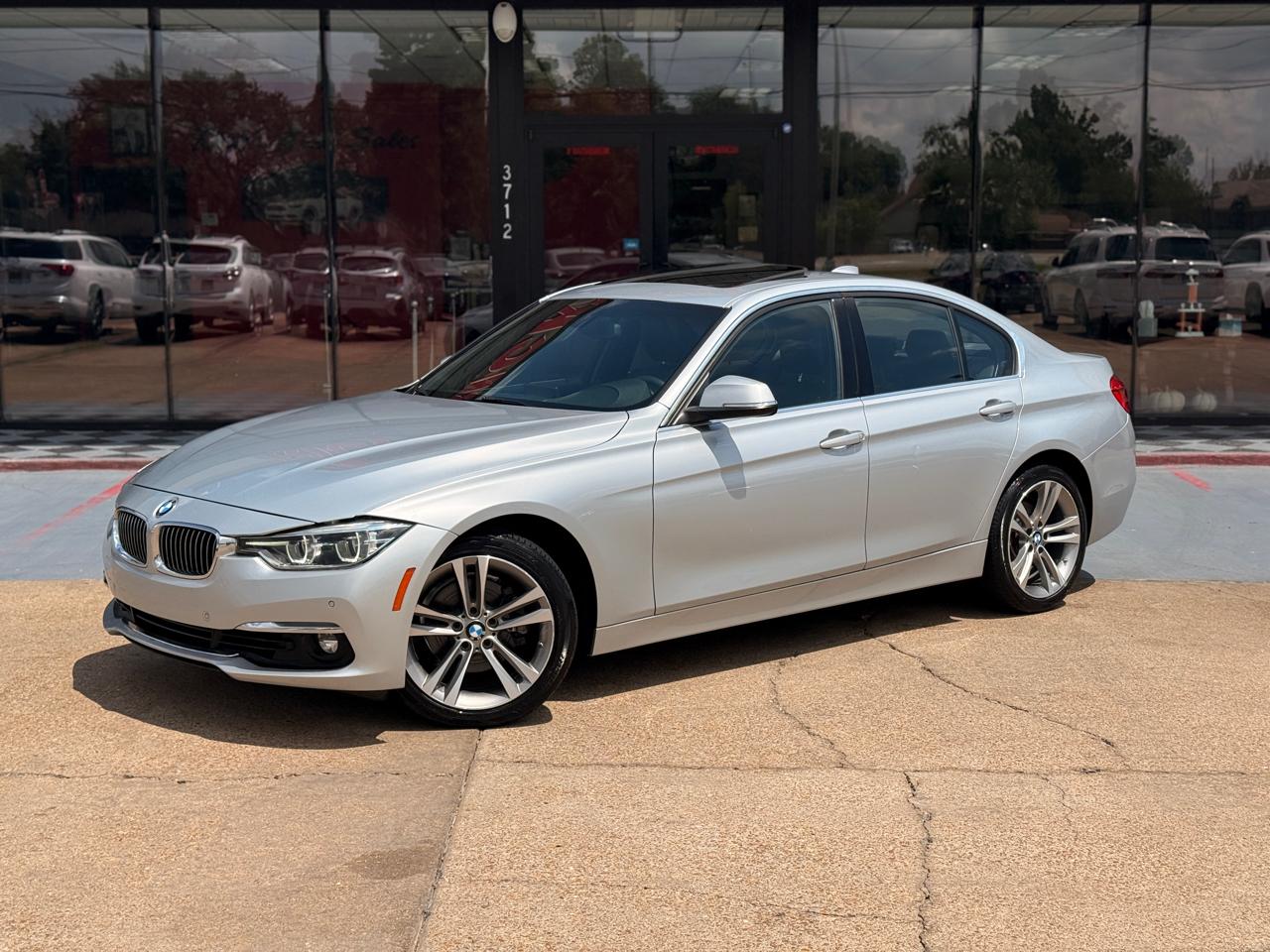 BMW 3-Series 330i SULEV Sedan 2017