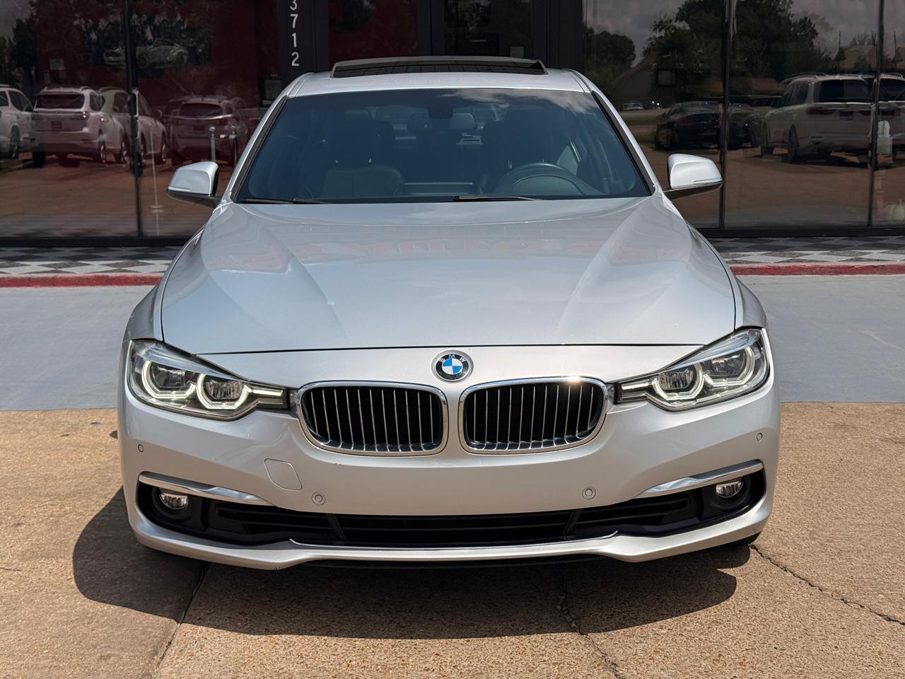 BMW 3-Series 330i SULEV Sedan 2017