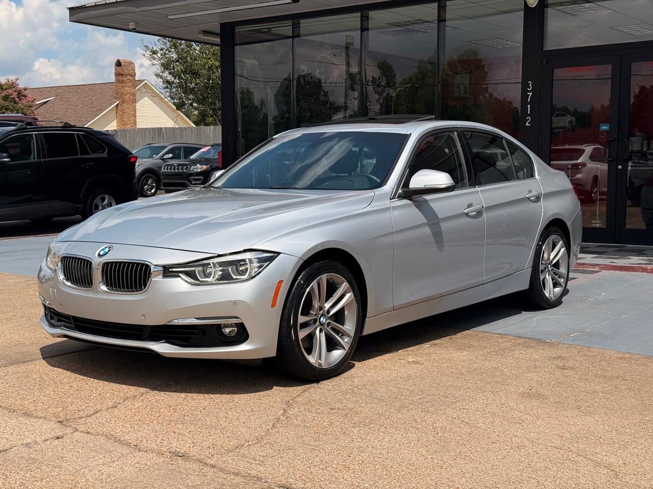 BMW 3-Series 330i SULEV Sedan 2017