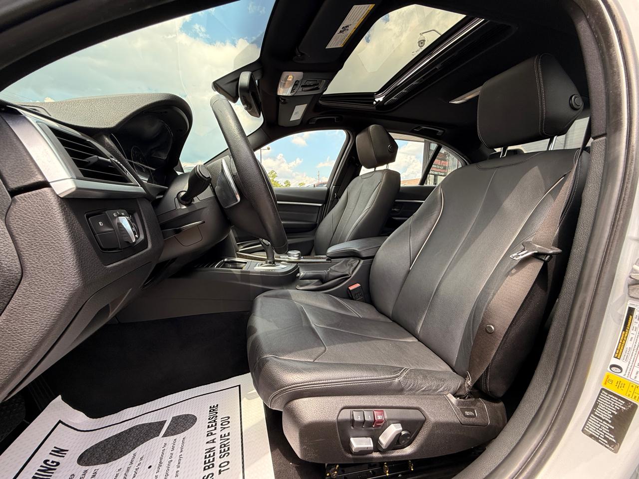 BMW 3-Series 330i SULEV Sedan 2017