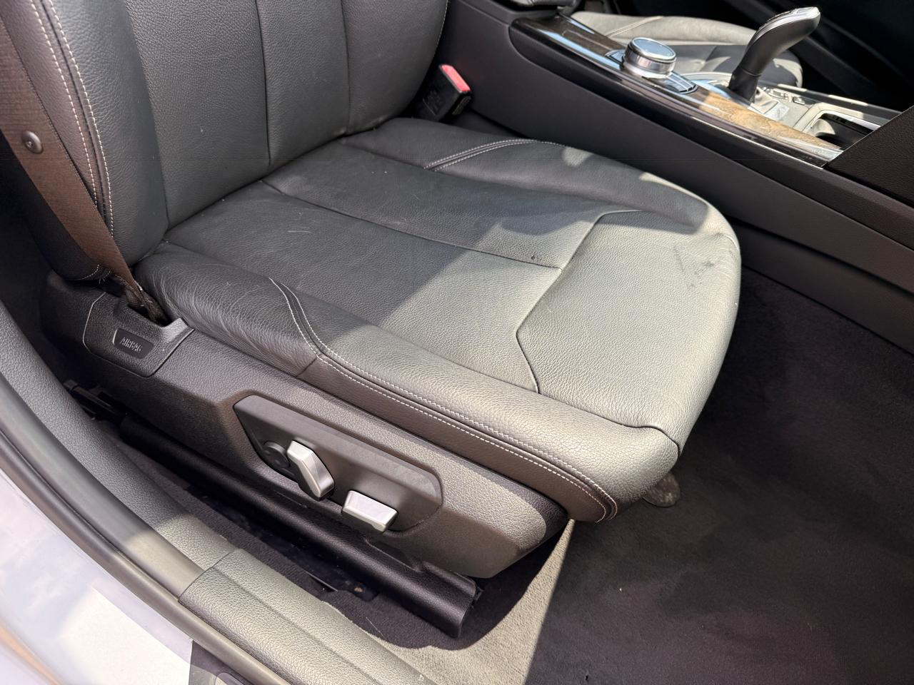 BMW 3-Series 330i SULEV Sedan 2017
