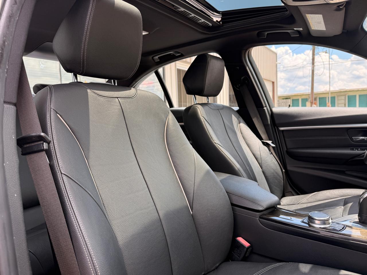 BMW 3-Series 330i SULEV Sedan 2017