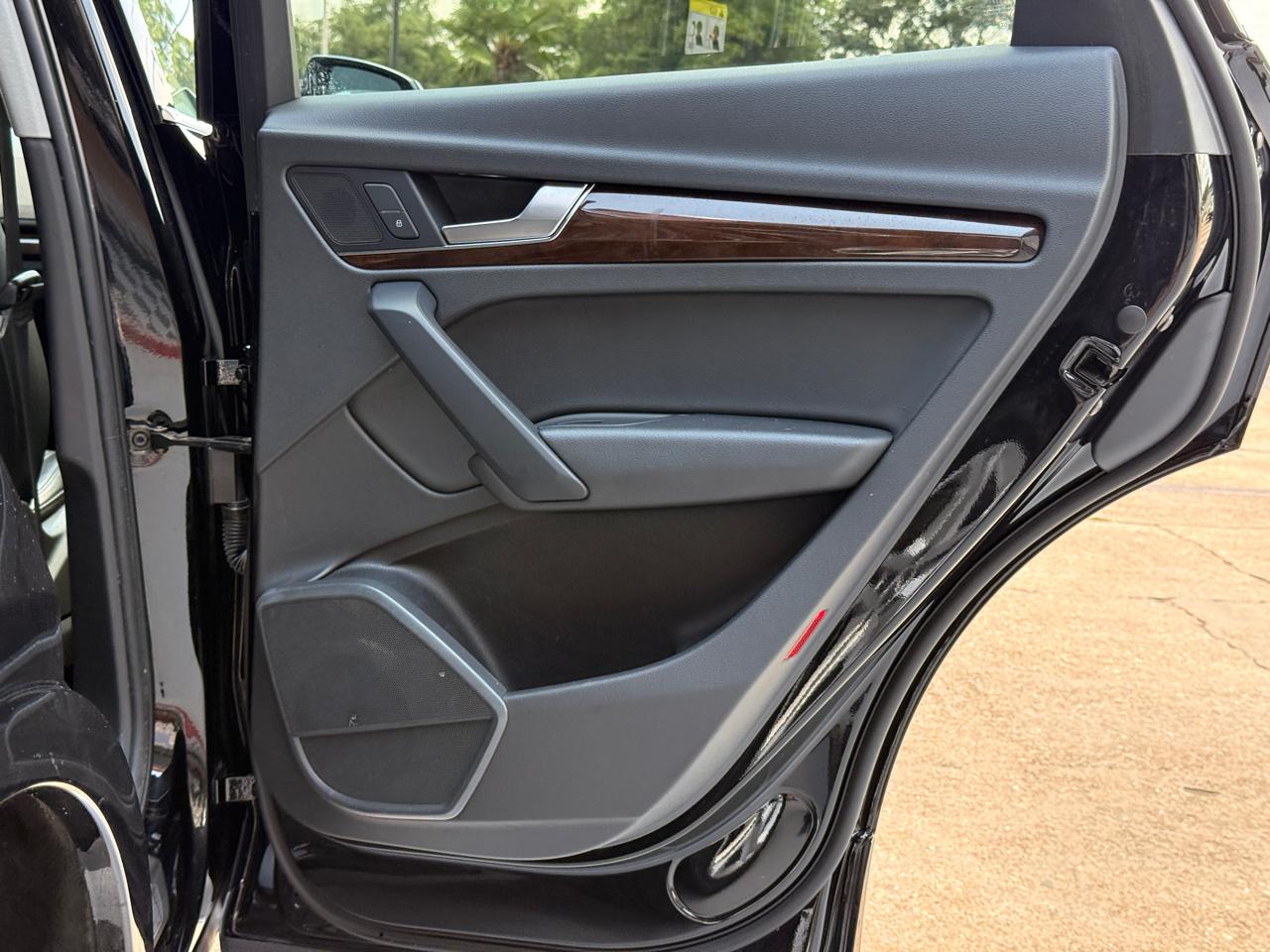 Audi Q5 2.0T Premium quattro 2019