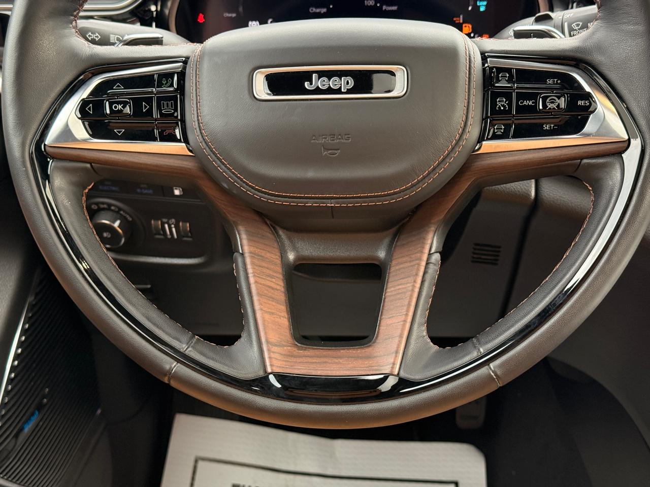 Jeep Grand Cherokee 4xe Summit 2023