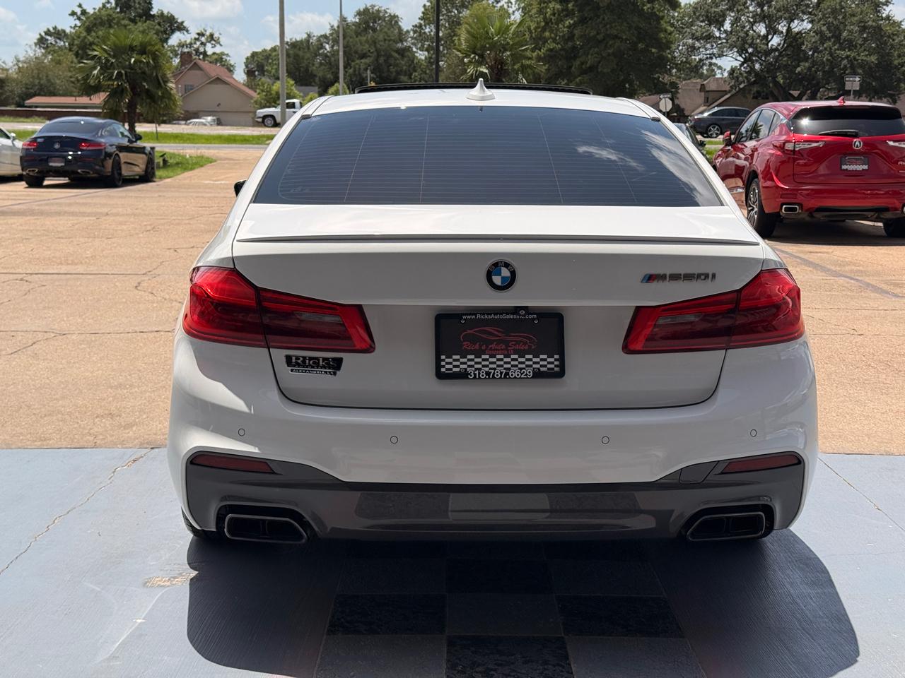 BMW 5-Series M550i xDrive 2019