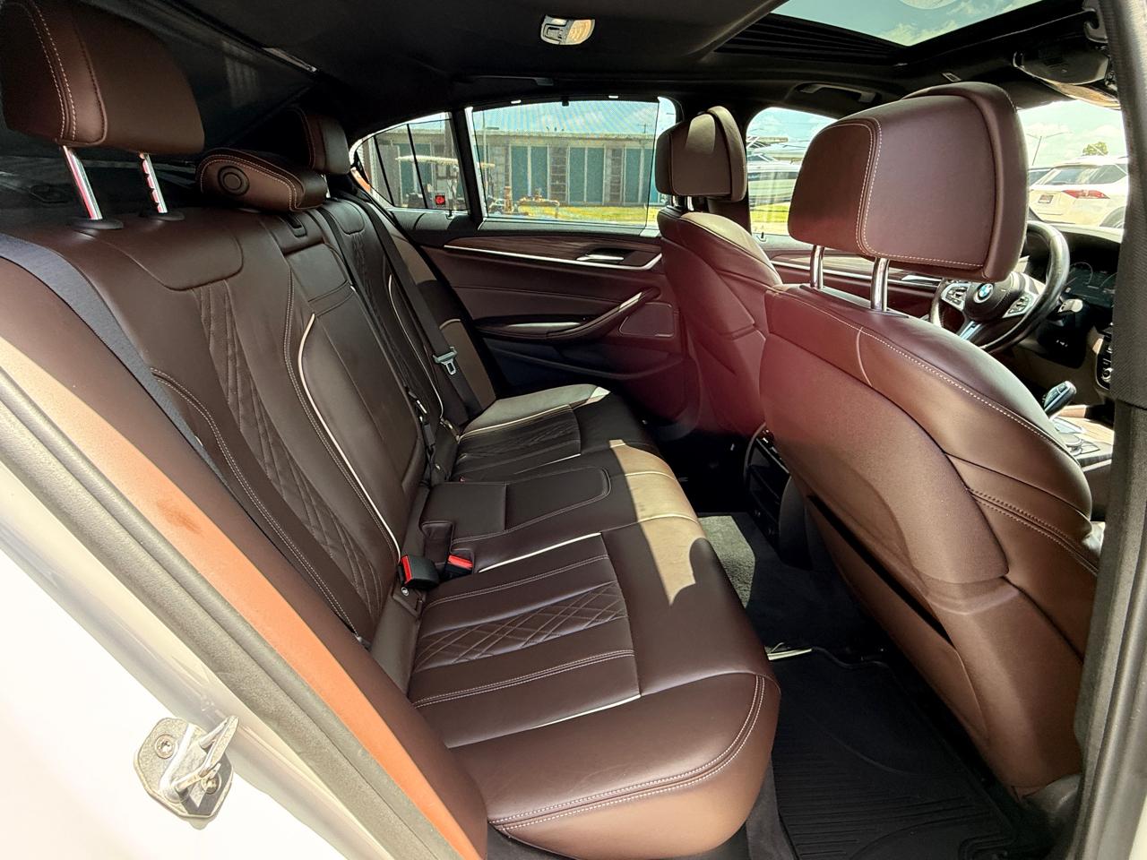 BMW 5-Series M550i xDrive 2019