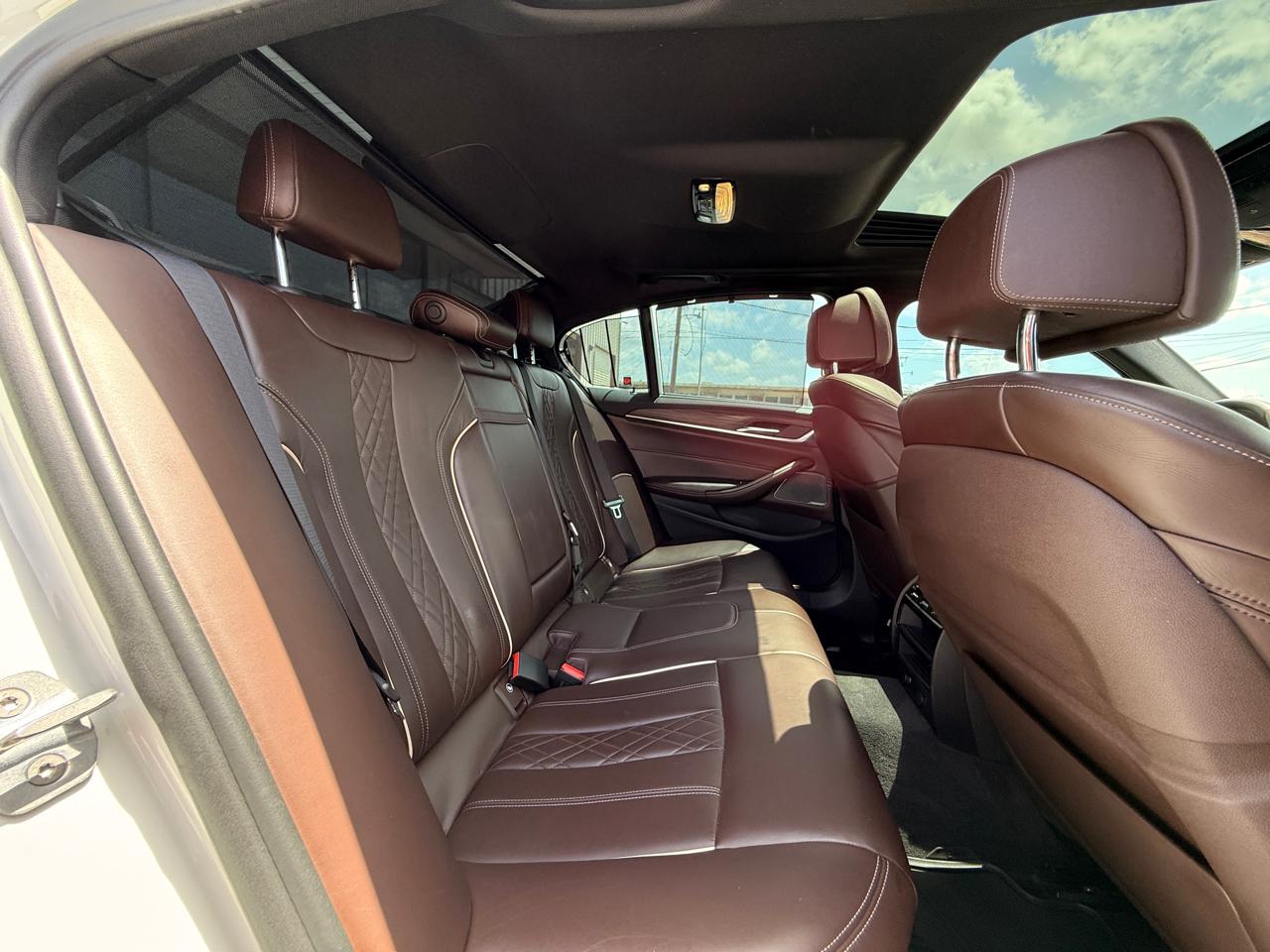BMW 5-Series M550i xDrive 2019