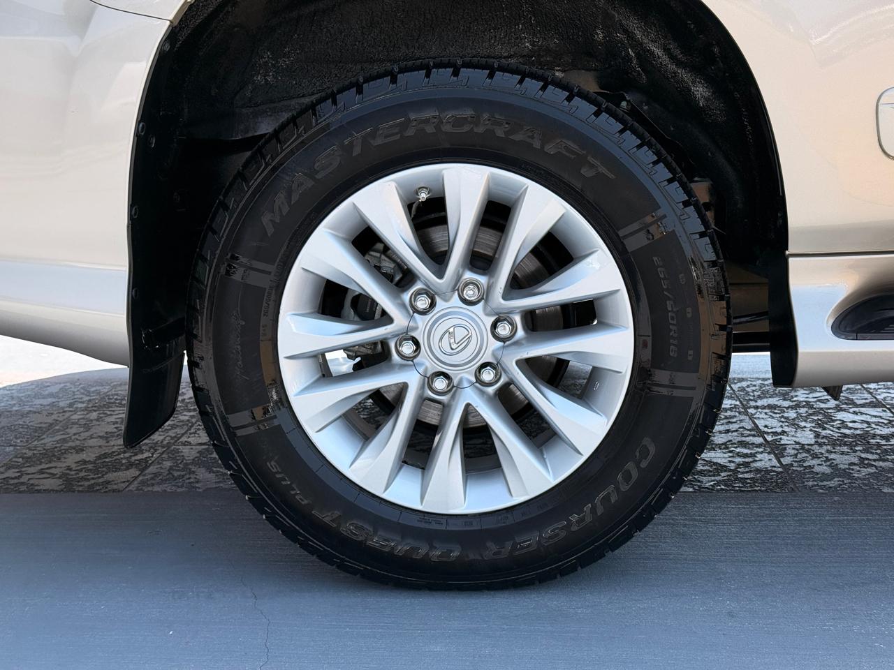 Lexus GX 460 Base 2016