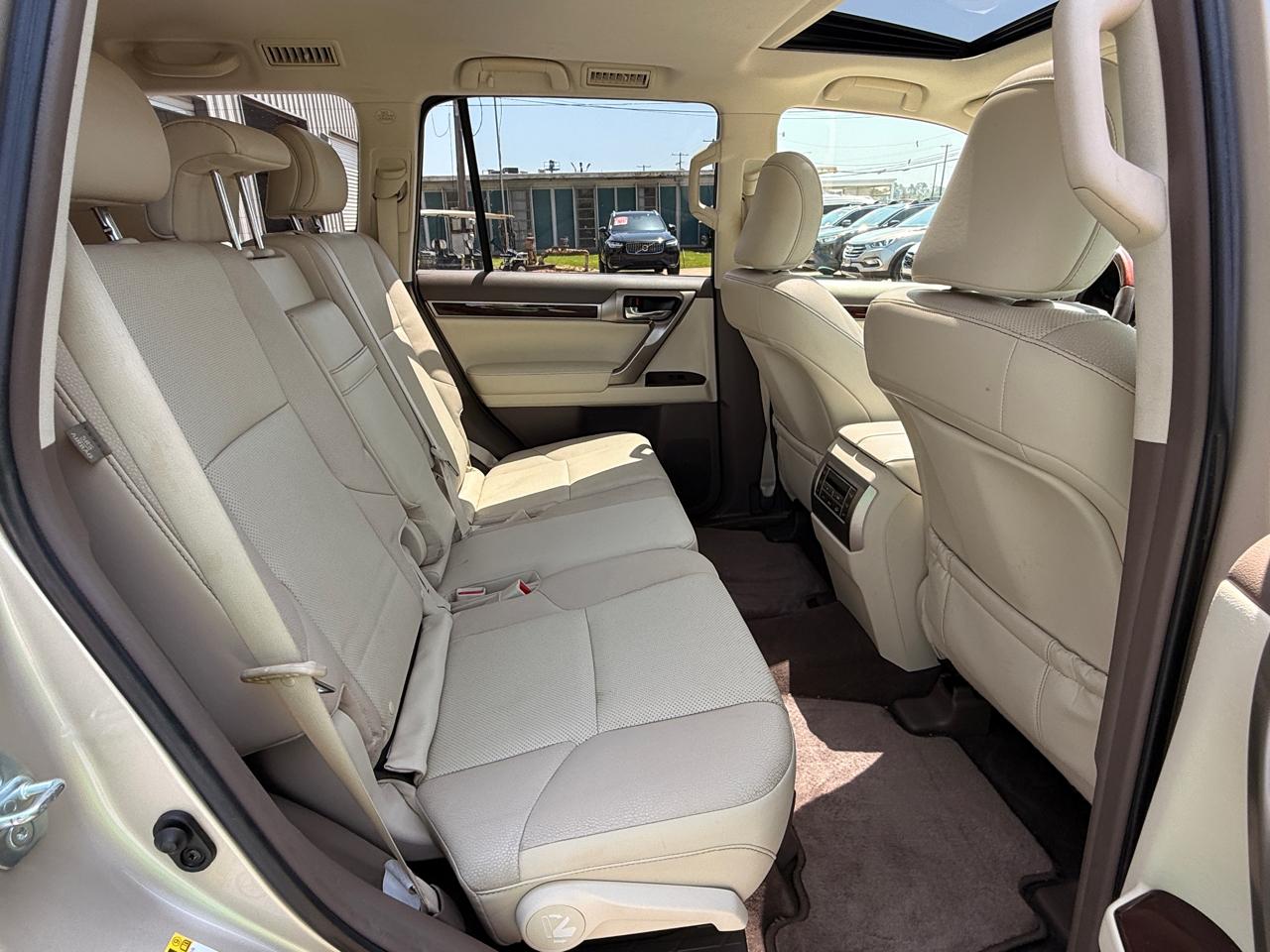 Lexus GX 460 Base 2016