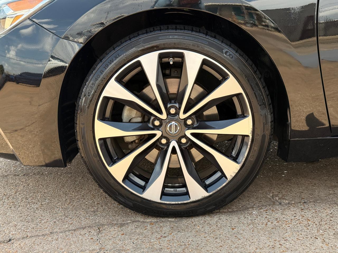 Nissan Maxima 3.5 SR 2017