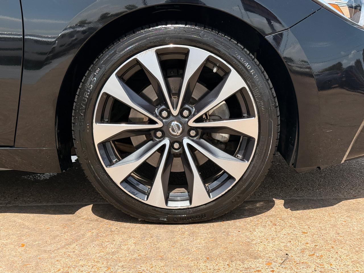 Nissan Maxima 3.5 SR 2017