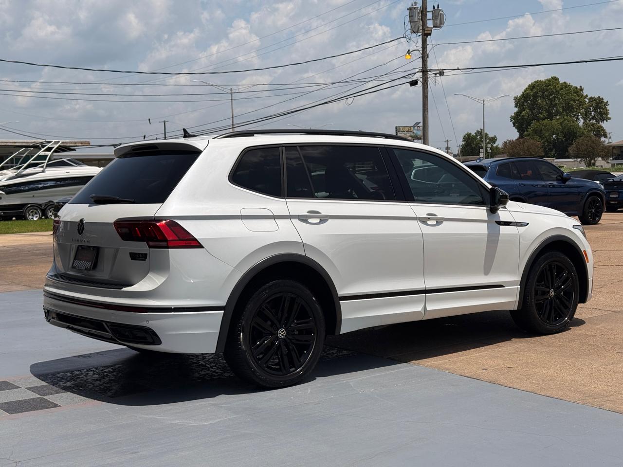 Volkswagen Tiguan SE R-Line Black 2022