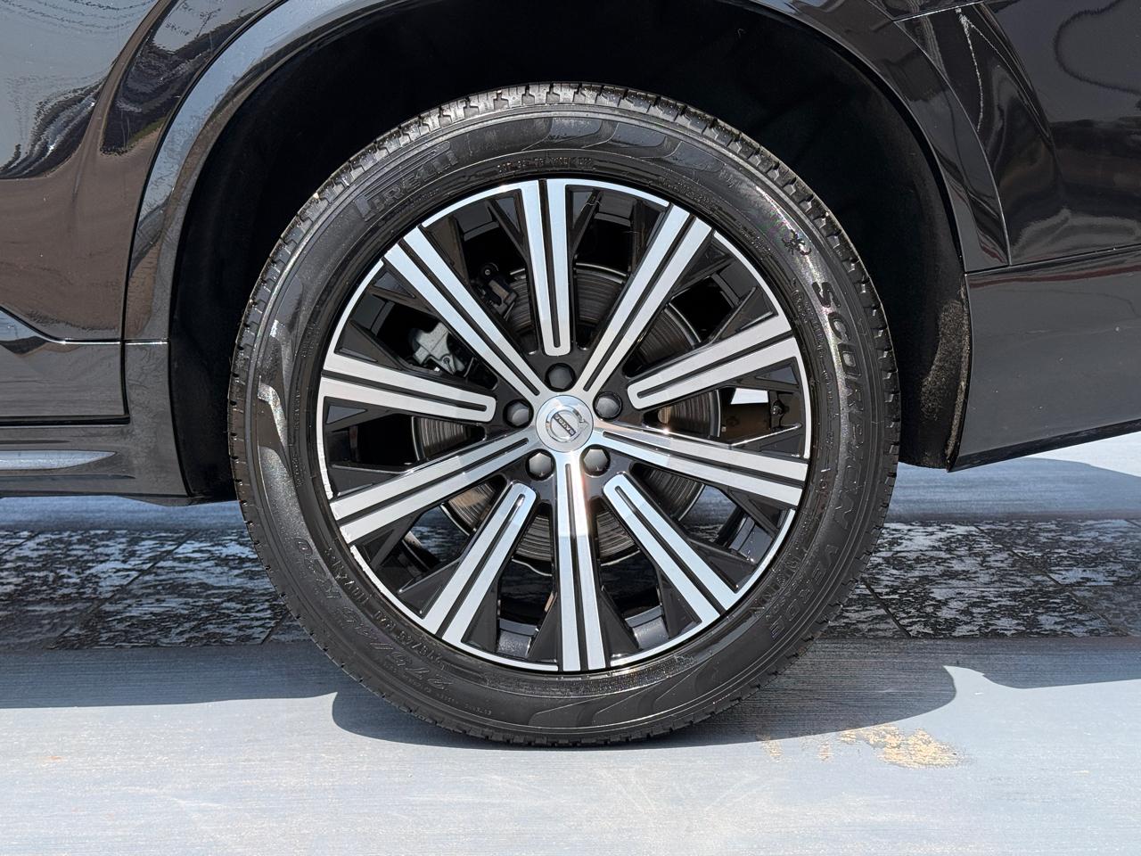 Volvo XC90 B6 Core 2023