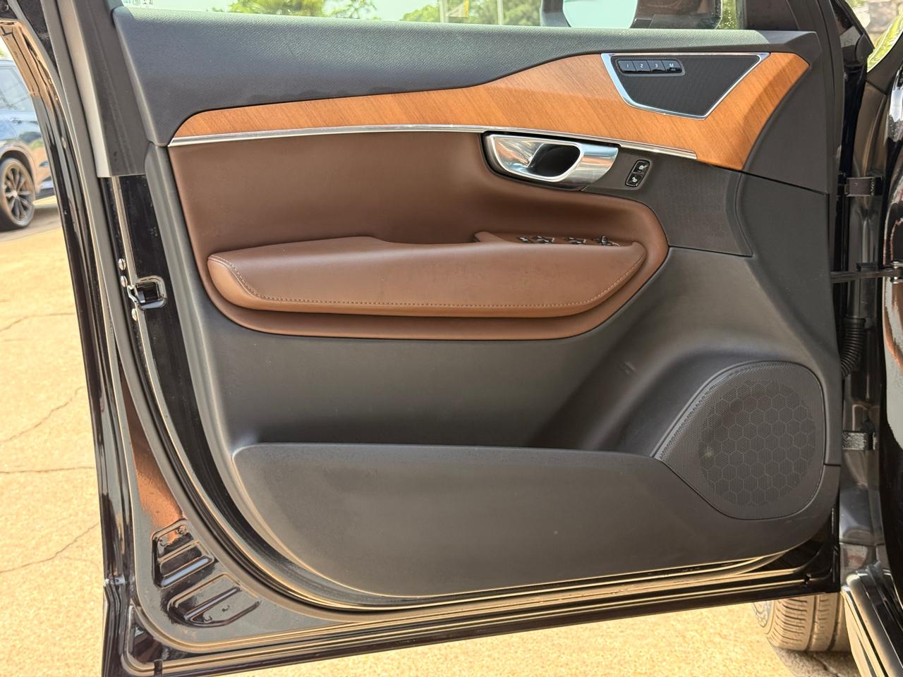 Volvo XC90 B6 Core 2023