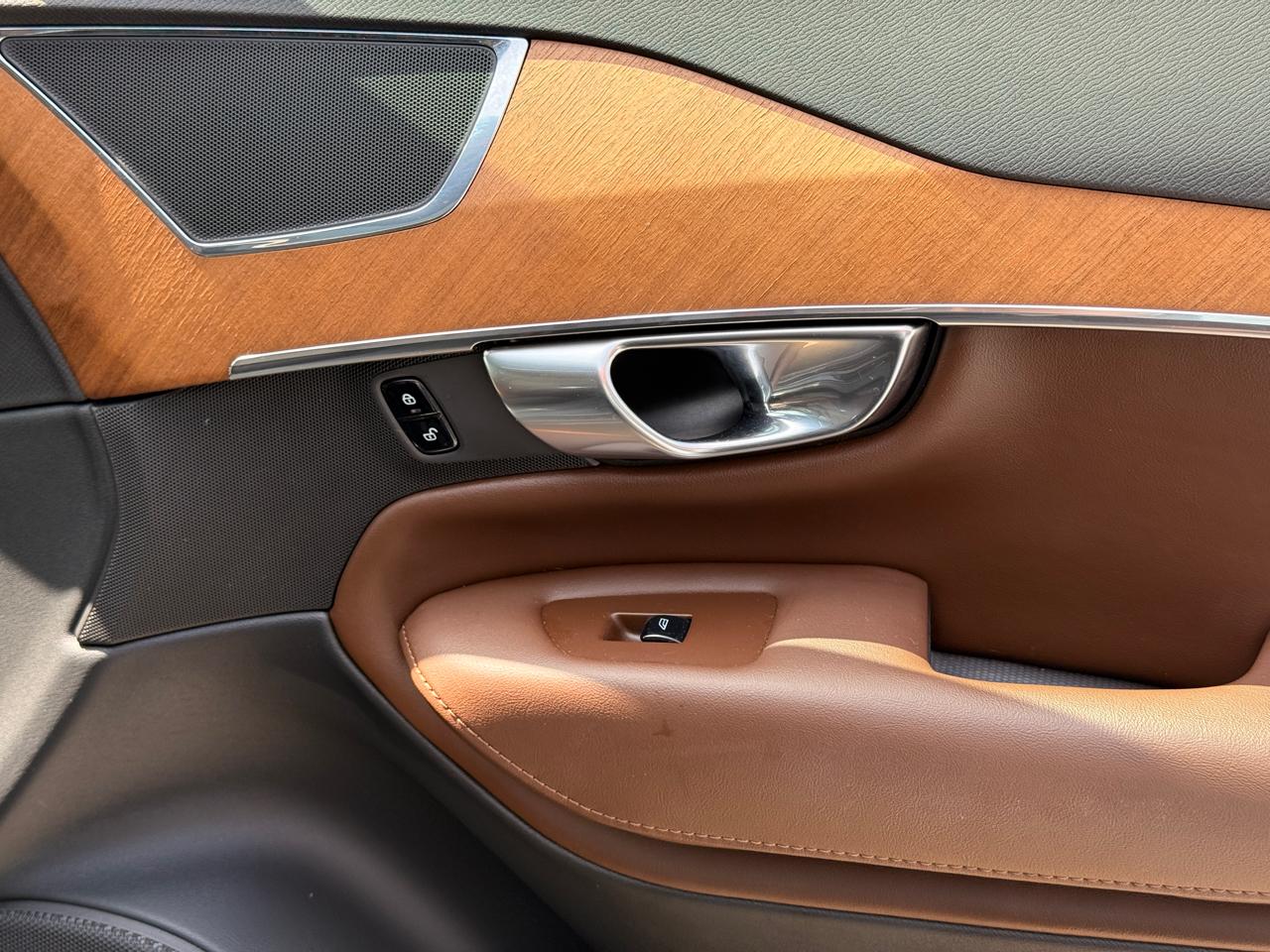 Volvo XC90 B6 Core 2023