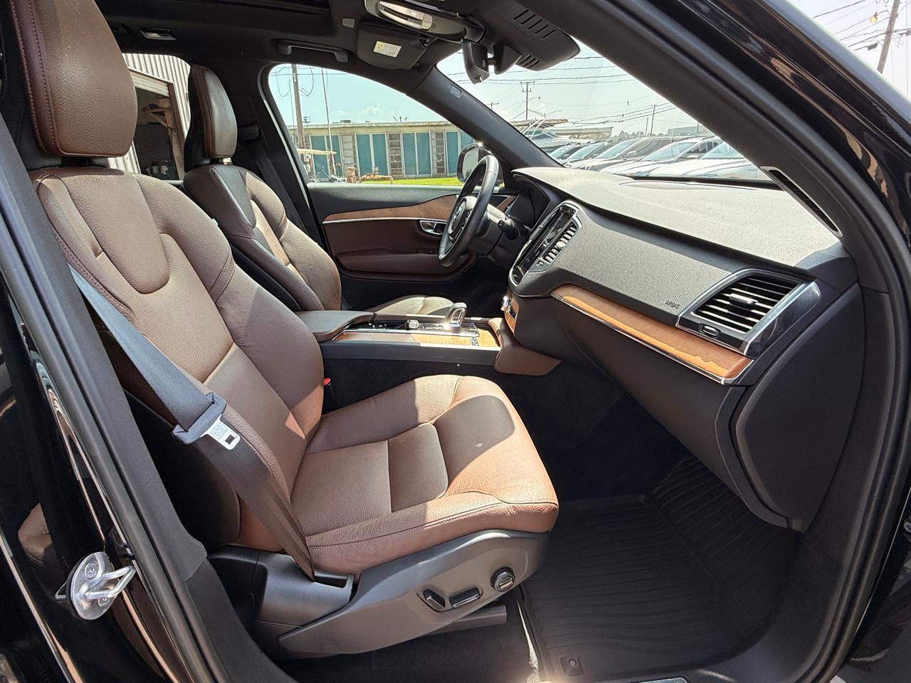 Volvo XC90 B6 Core 2023