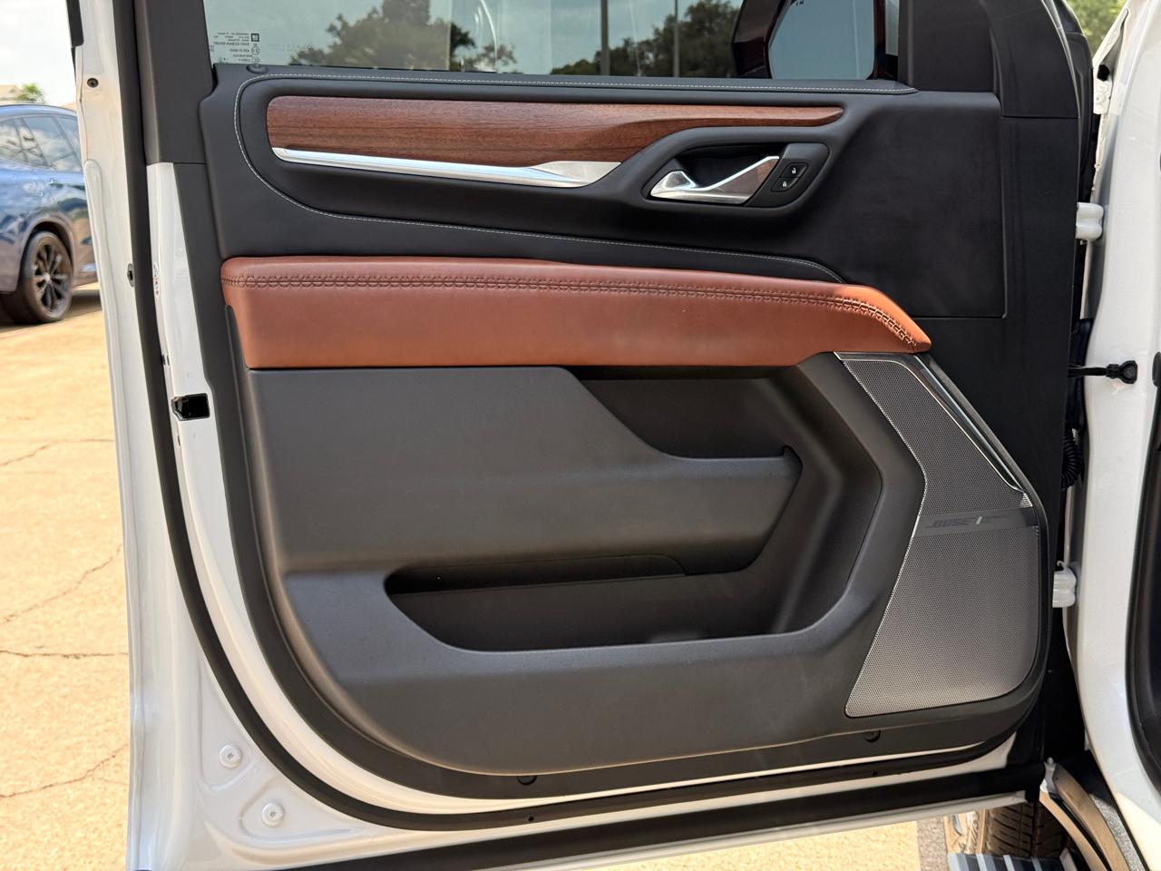 GMC Yukon XL Denali Ultimate 4WD 2024