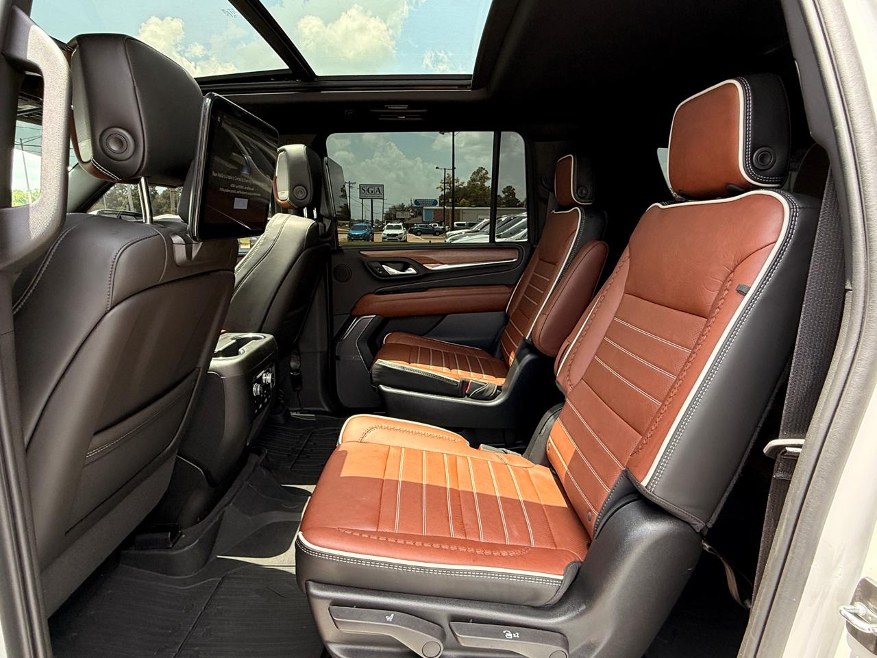 GMC Yukon XL Denali Ultimate 4WD 2024